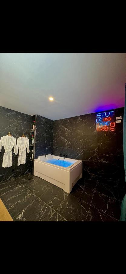 R.Suite Saint-Etienne  Exterior foto